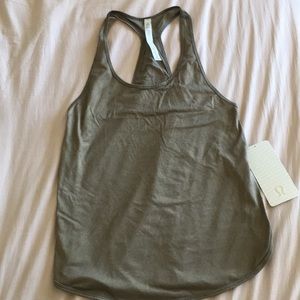 NWT Lululemon 105 Singlet Size2